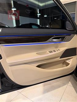 بي ام دبليو الفئة 7